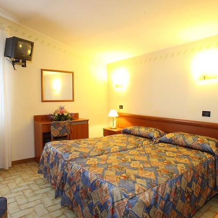 Albergo Alla Campana 돌로 외부 사진