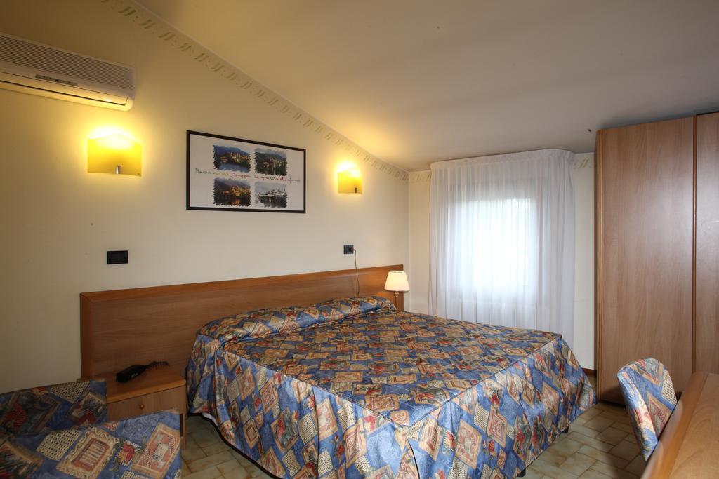 Albergo Alla Campana 돌로 외부 사진