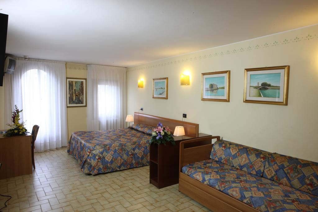 Albergo Alla Campana 돌로 외부 사진